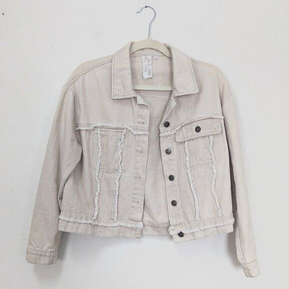 Sadie & Sage Jackets & Blazers - Sadie and Sage Women's Size Small Beige Denim Jacket Coat Distressed Accents